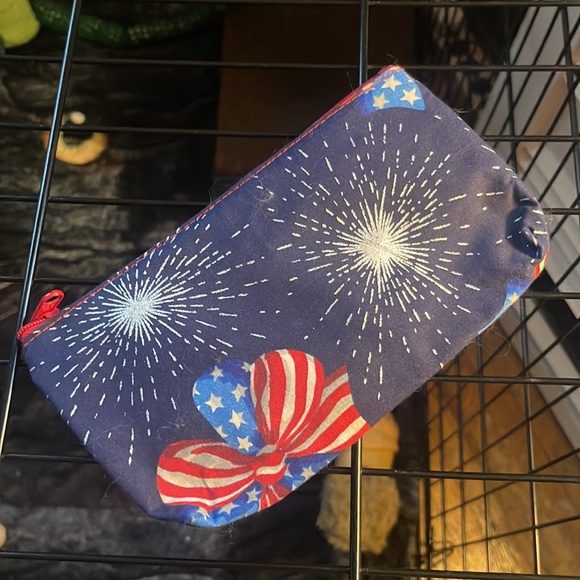 Patriotic zippered pouch - Picture 2 of 4